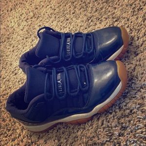 Jordan 11 Retro Low Midnight Navy